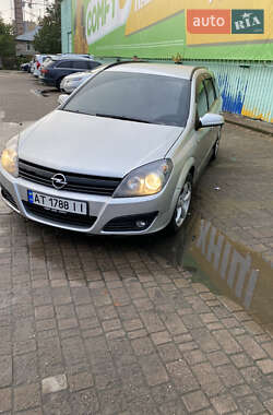 Opel Astra  2005