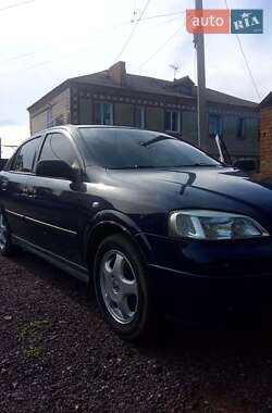 Opel Astra  2004