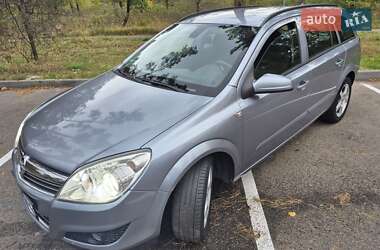 Opel Astra  2008