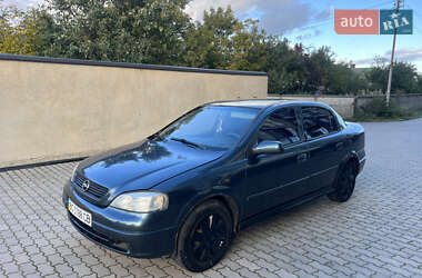 Opel Astra  2001