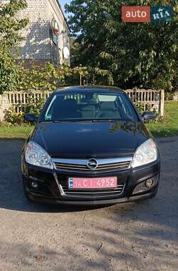 Opel Astra  2007
