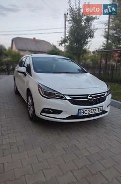Opel Astra  2019
