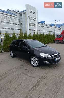 Opel Astra 2011