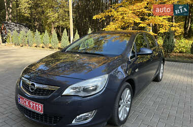 Opel Astra  2009