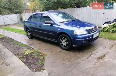 Opel Astra  2004