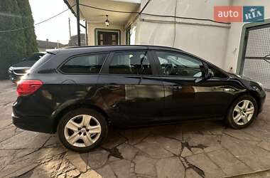 Opel Astra  2012