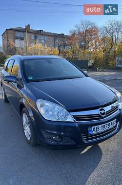 Opel Astra  2009