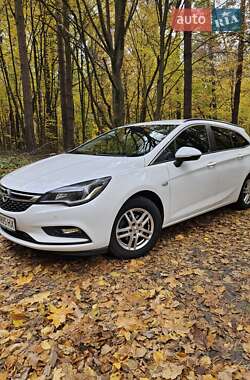 Opel Astra  2019
