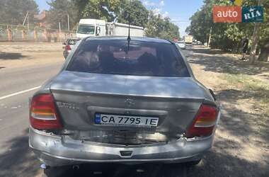 Opel Astra  2006