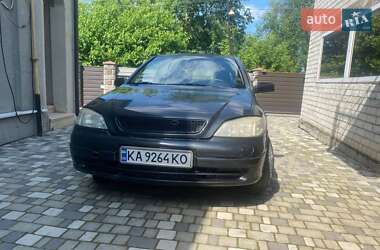 Opel Astra  2000
