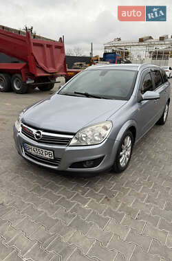 Opel Astra  2008
