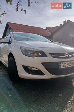 Opel Astra 2015