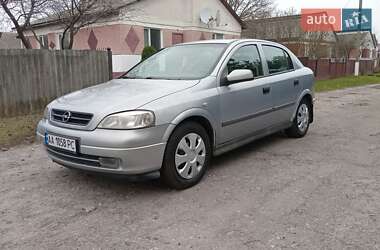 Opel Astra  2003