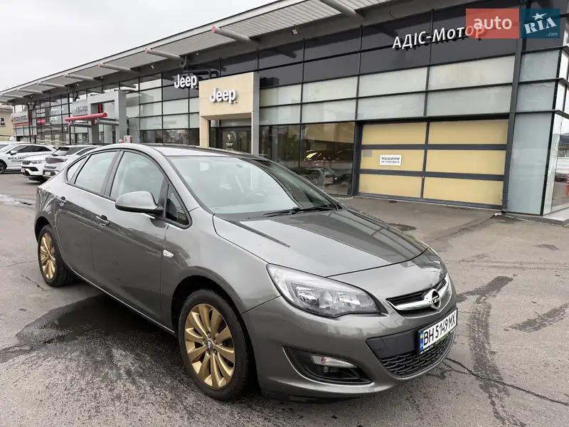 Opel Astra 2020