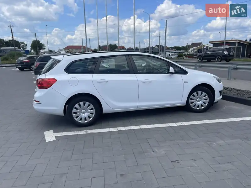 Opel Astra 2015