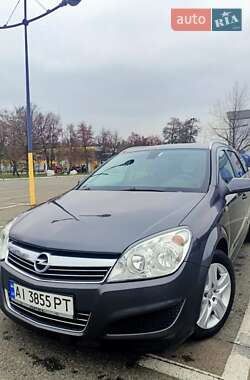 Opel Astra  2008