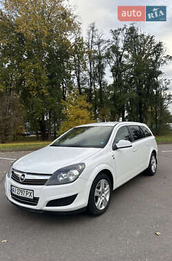 Opel Astra 2010