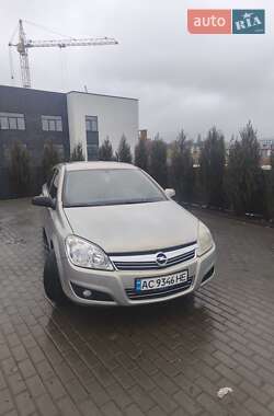 Opel Astra 2007