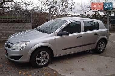 Opel Astra  2009