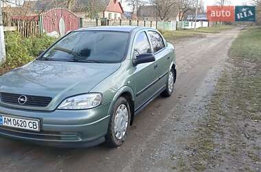 Opel Astra  2008