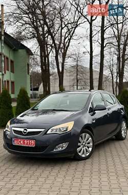 Opel Astra  2009