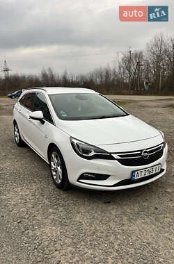 Opel Astra  2016