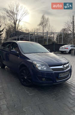 Opel Astra 2010