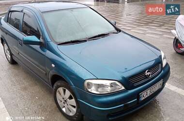 Opel Astra  2001