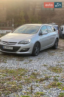 Opel Astra  2013