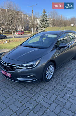 Opel Astra  2019
