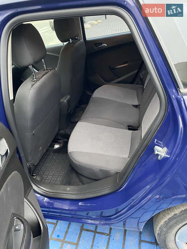 Универсал Opel Astra 2013 в Ивано-Франковске