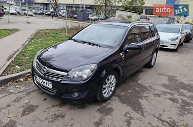 Opel Astra  2008