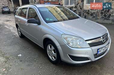 Opel Astra  2008