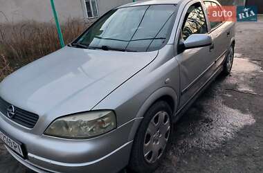 Opel Astra  2001