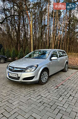 Opel Astra  2009