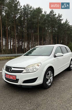 Opel Astra  2009