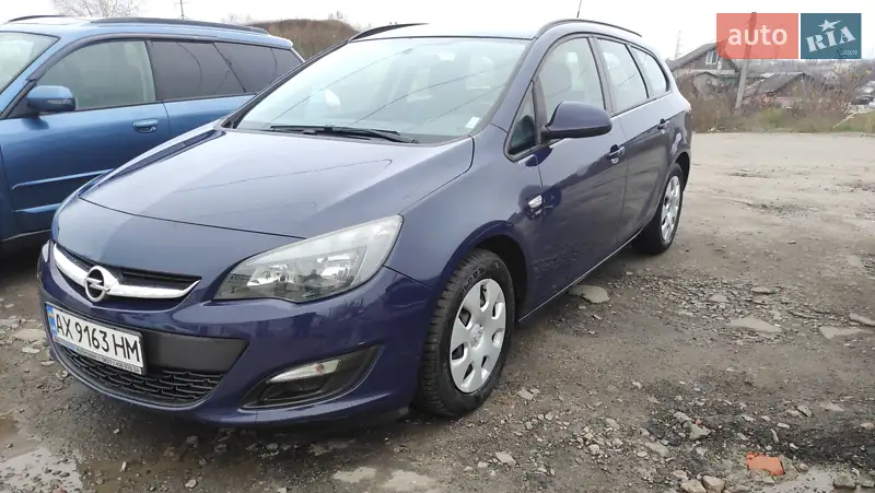 Opel Astra 2014