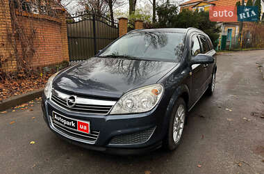 Opel Astra  2008
