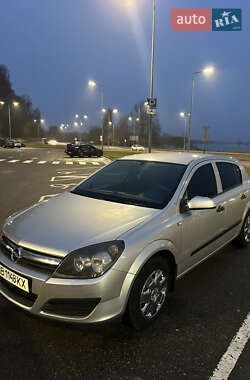 Opel Astra  2005