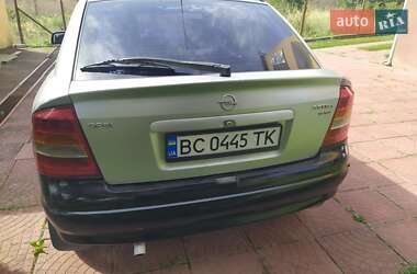 Opel Astra  2000