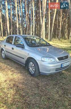 Opel Astra  2005