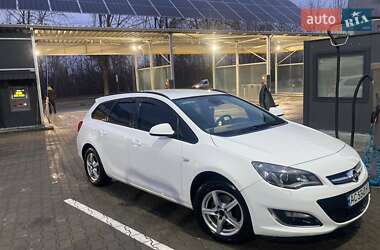 Opel Astra  2013