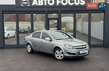 Opel Astra 2012