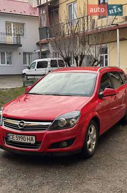 Opel Astra  2010