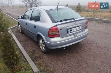 Opel Astra 2002