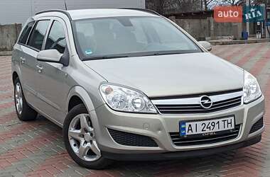 Opel Astra  2008