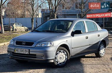 Opel Astra  2006