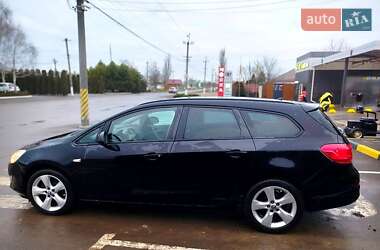 Opel Astra 2011