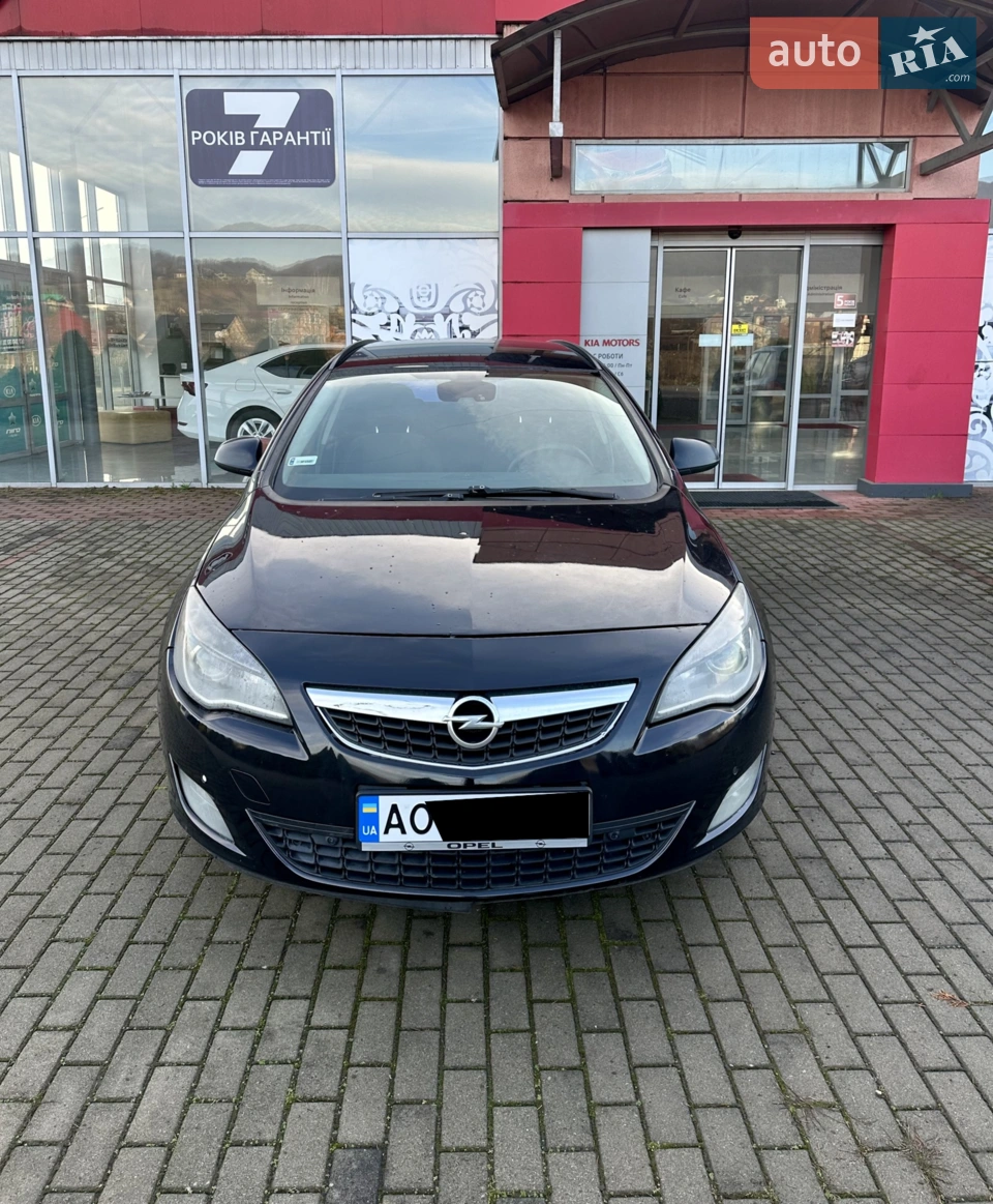 2010 Opel Astra - фото 1