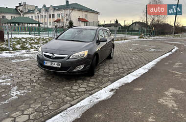 Opel Astra 2011